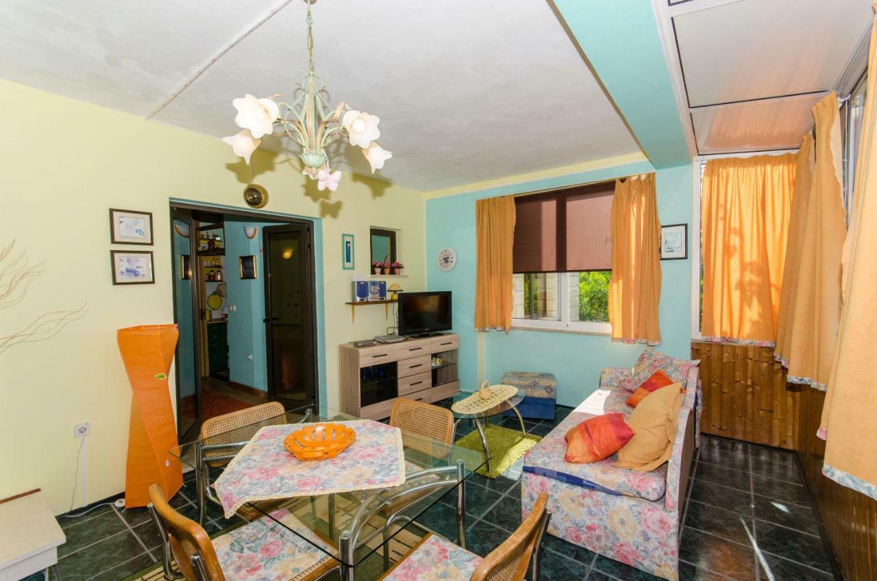 Apartment Slavka Račišće Eksteriør billede