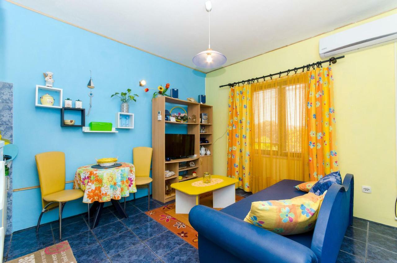 Apartment Slavka Račišće Eksteriør billede