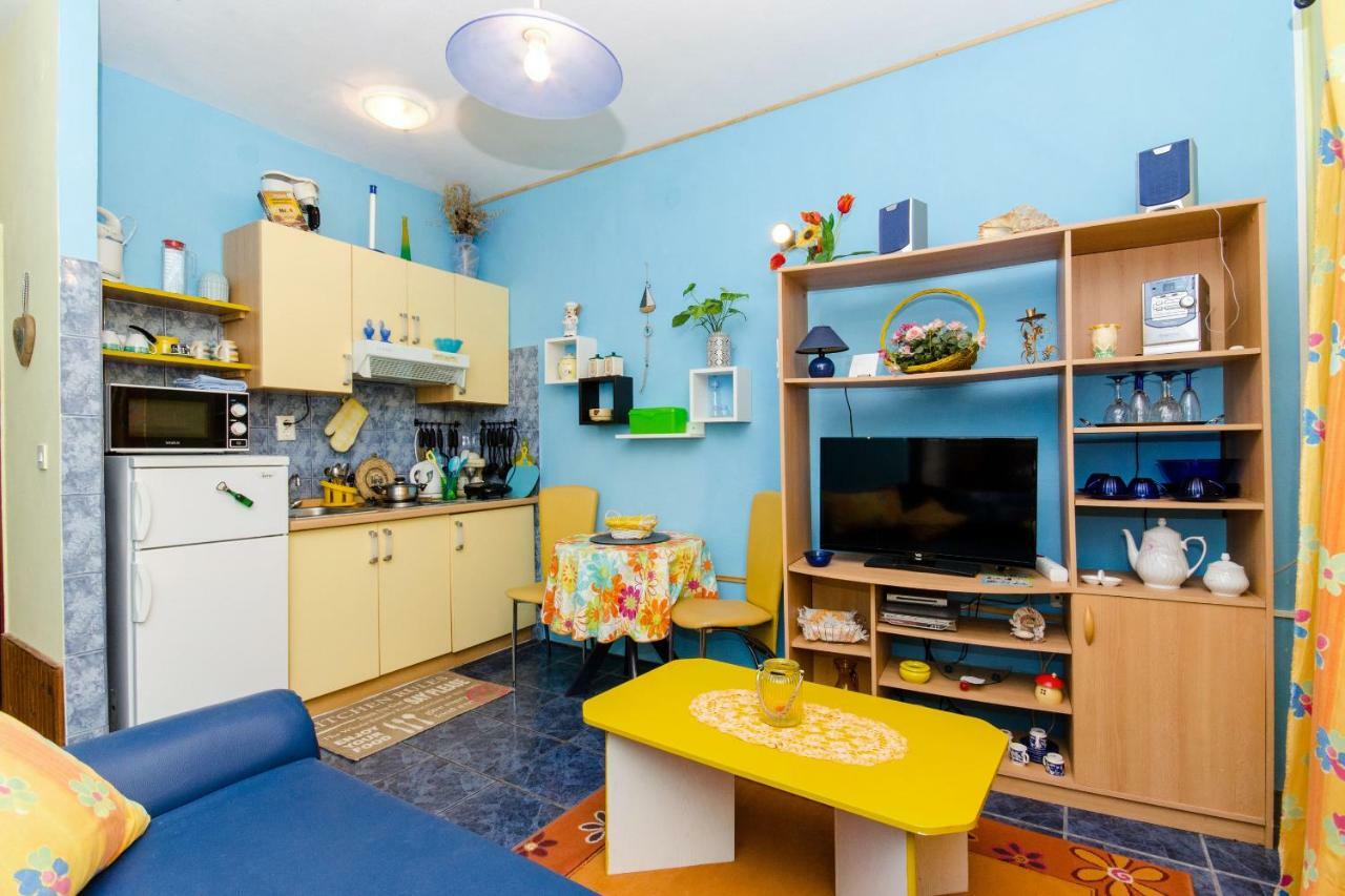 Apartment Slavka Račišće Eksteriør billede